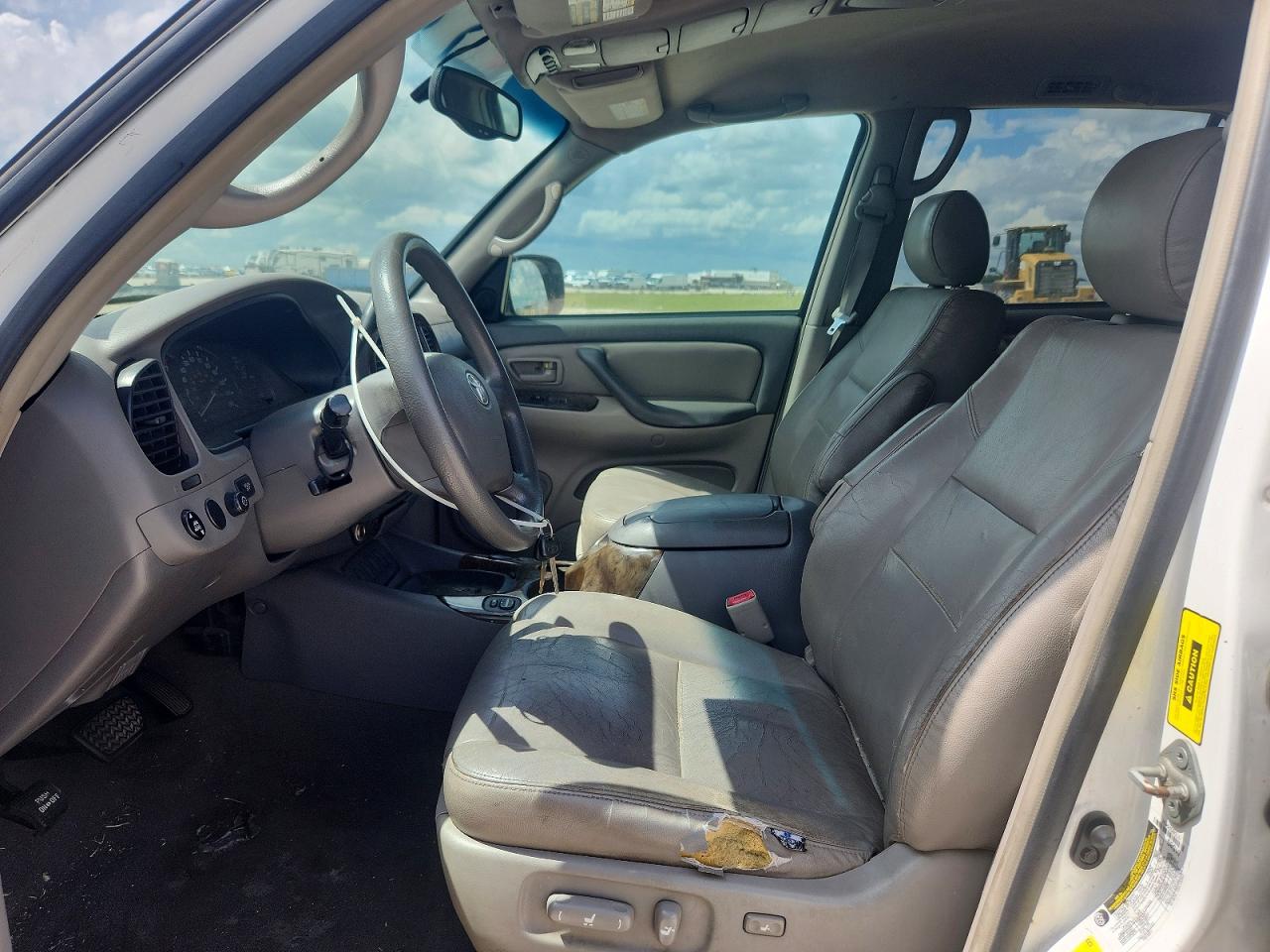 Toyota Sequoia Sr5