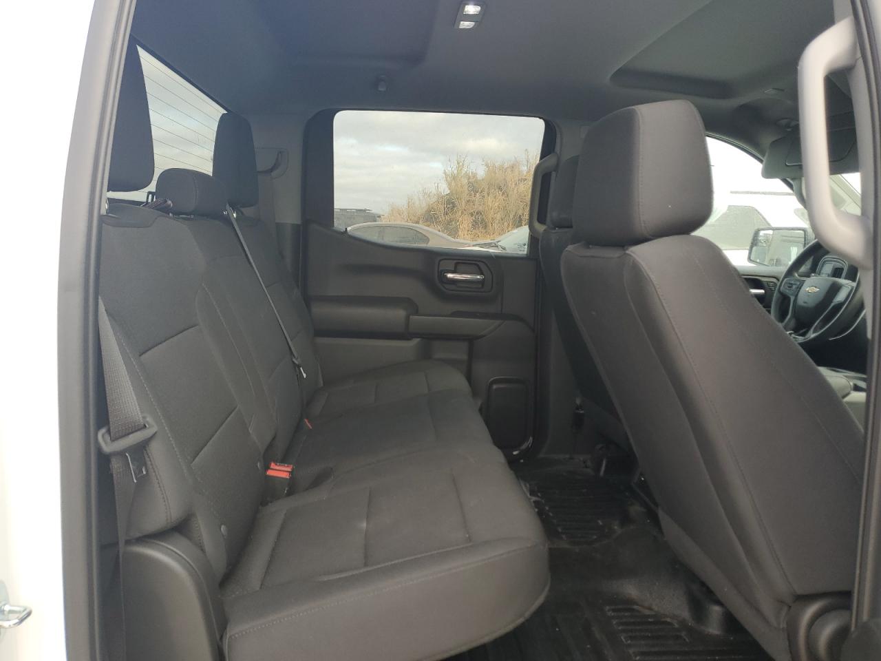Chevrolet Silverado C1500