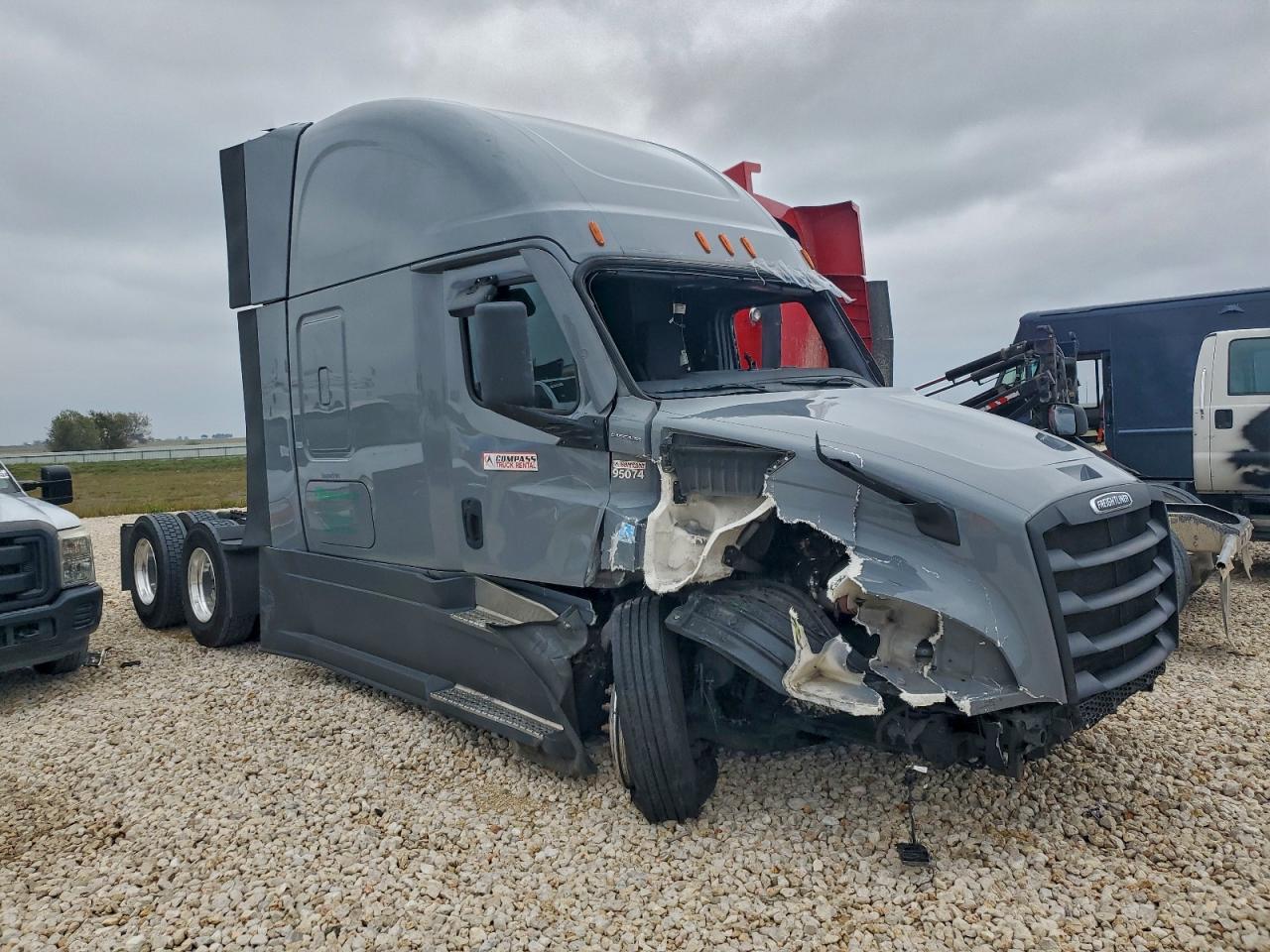 2025 Freightliner Cascadia 1