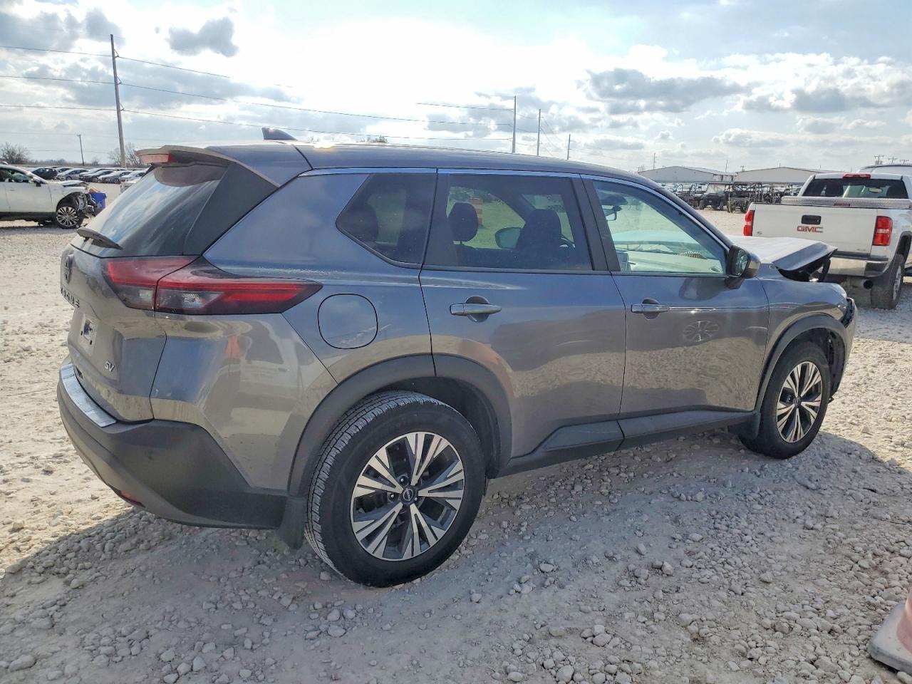 Nissan Rogue Sv