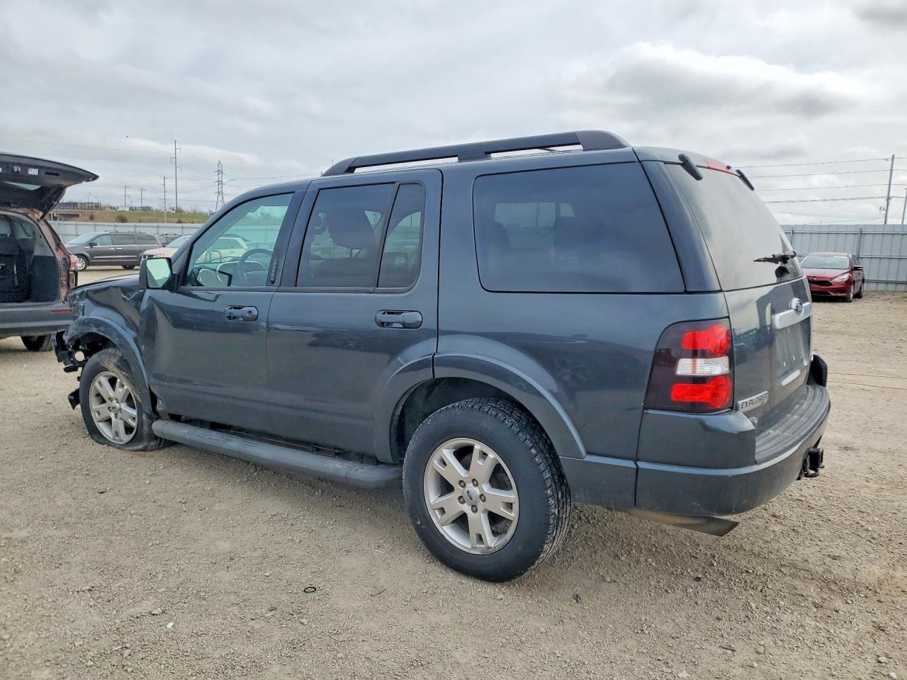 Ford Explorer Xlt