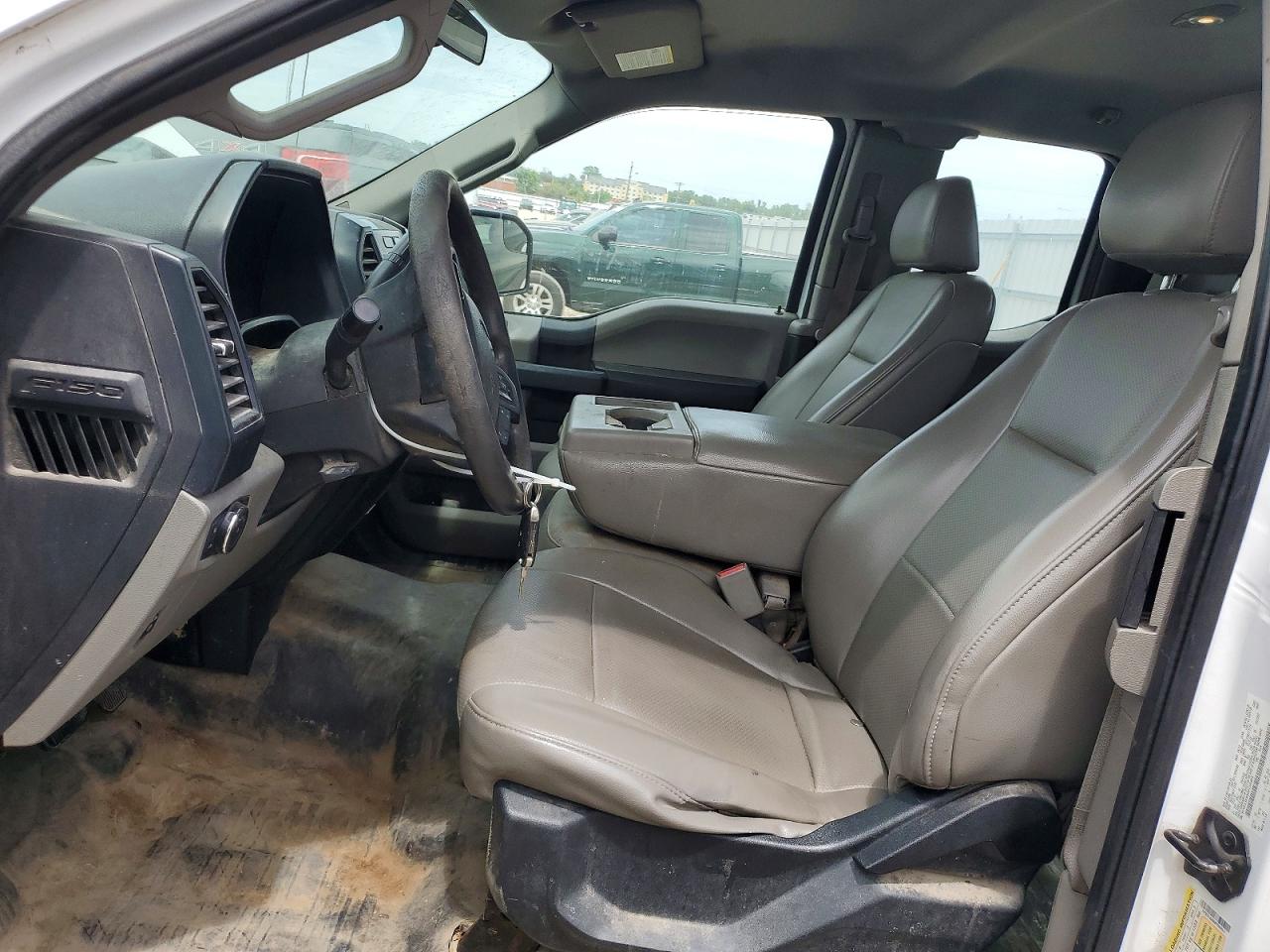 Ford F-150 Super Cab