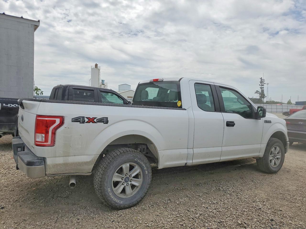 Ford F-150 Super Cab