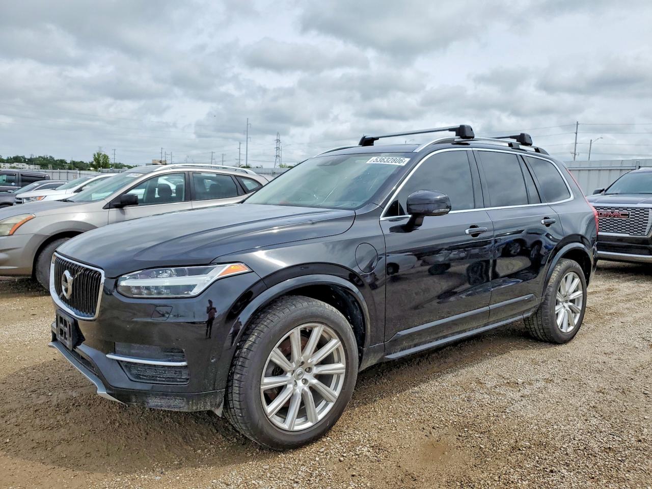 Salvage Volvo XC90 Image