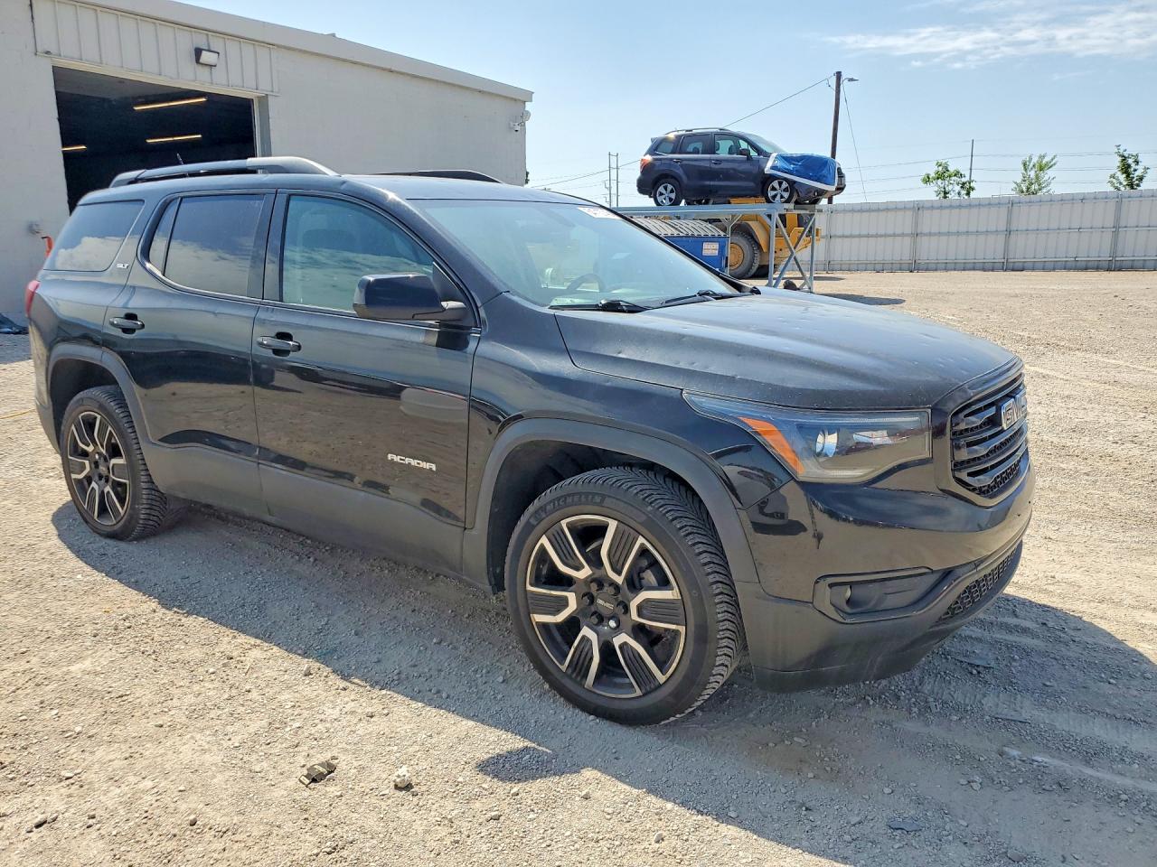 GMC Acadia Slt-1