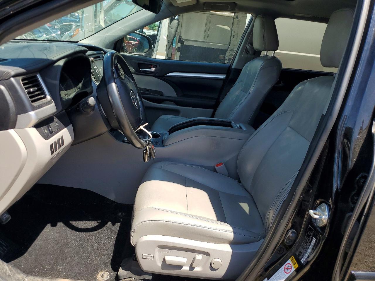 Toyota Highlander Xle