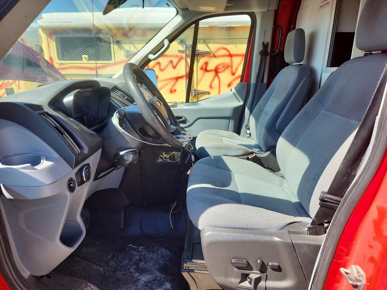 Ford Transit T-250