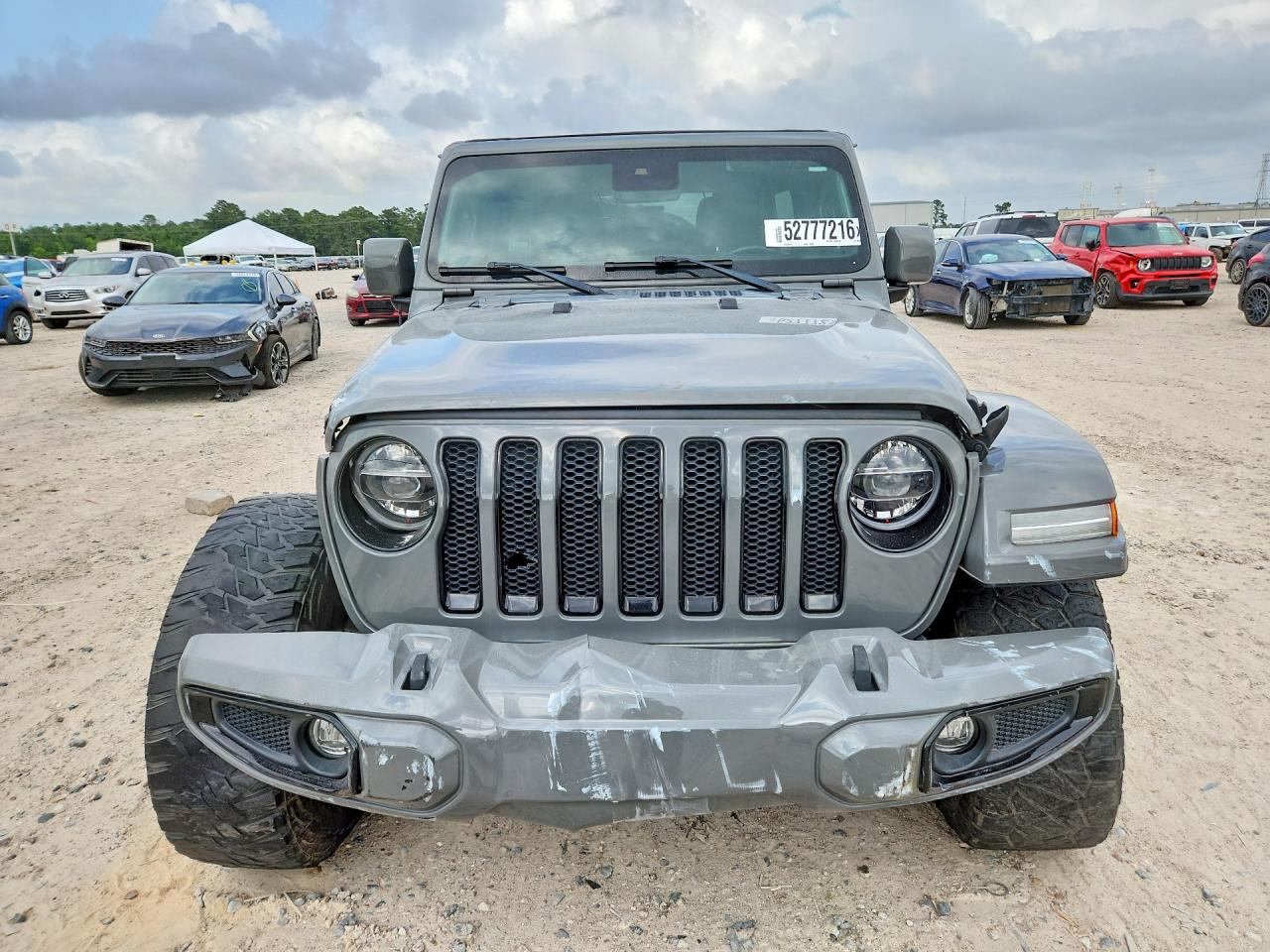 Jeep Wrangler Sahara
