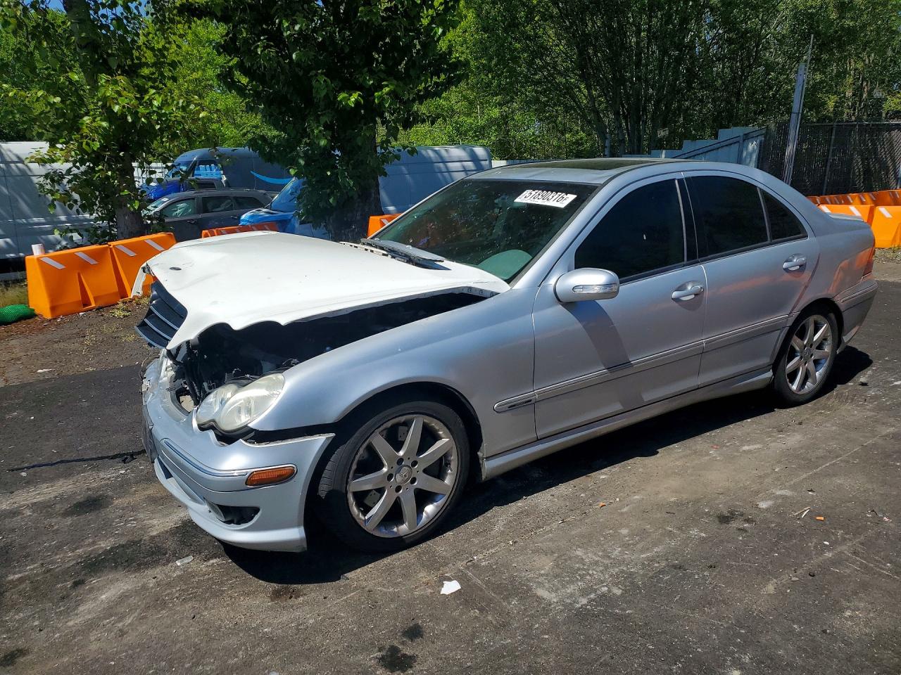 Salvage Mercedes-Benz C-Class Image