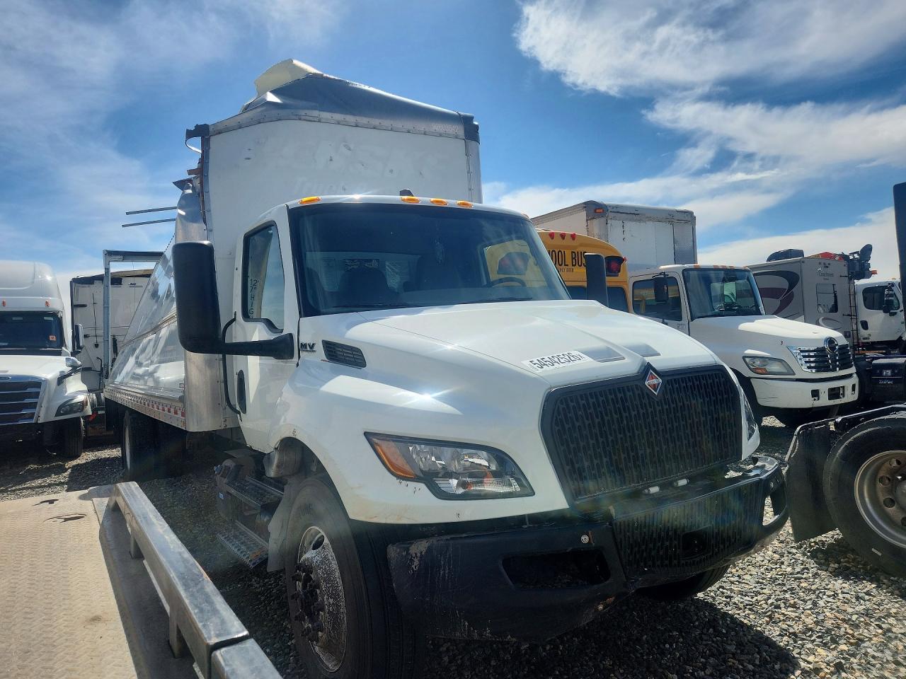 International Mv607