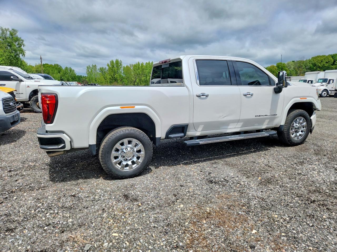 GMC Sierra K2500 Denali
