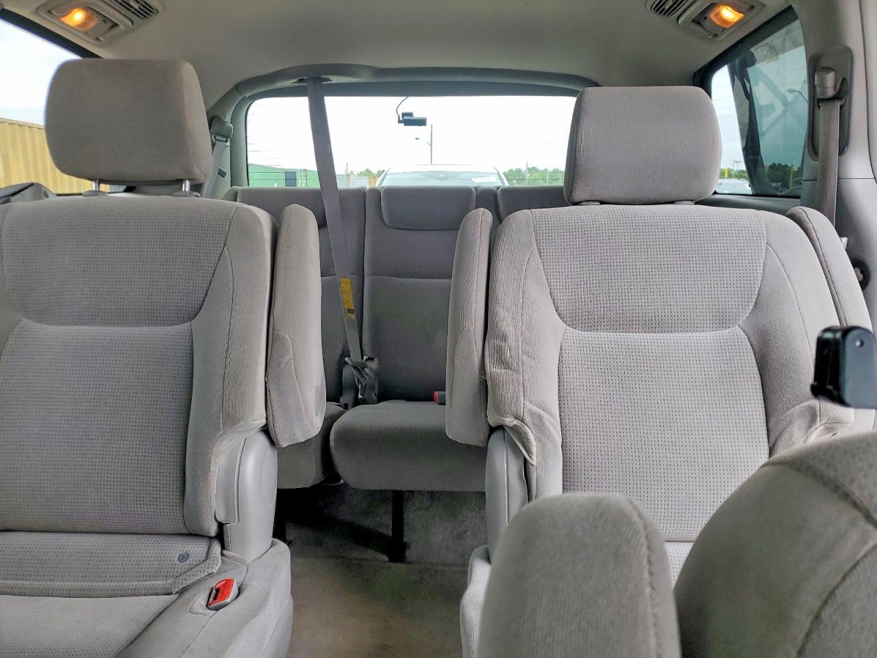 Toyota Sienna Le 7 Passenger