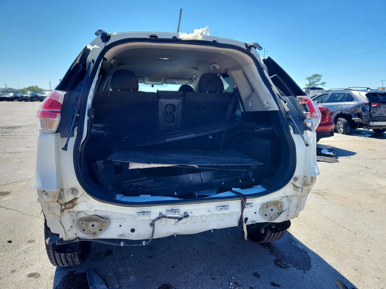 Nissan Rogue S