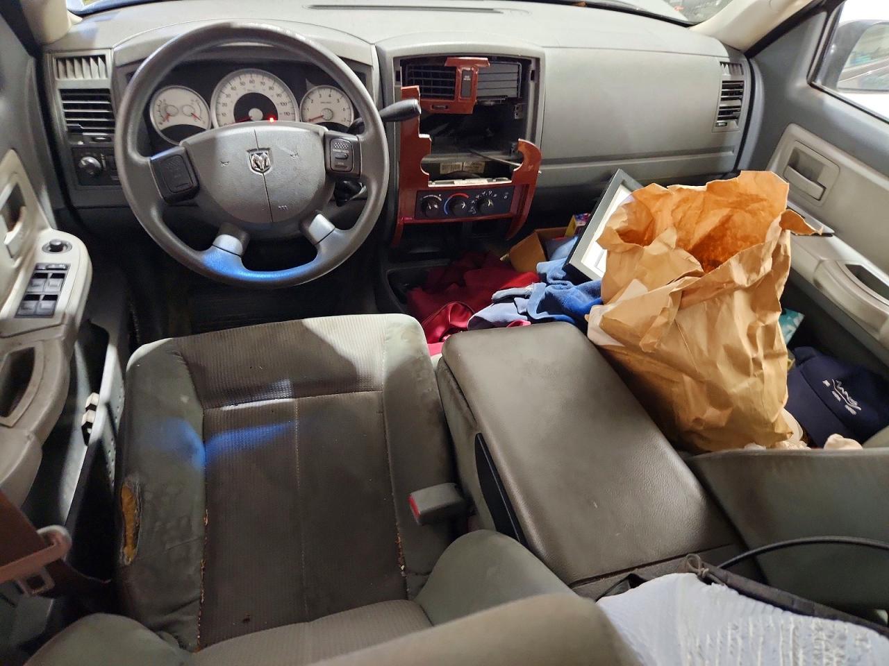 Dodge Dakota Quad Slt