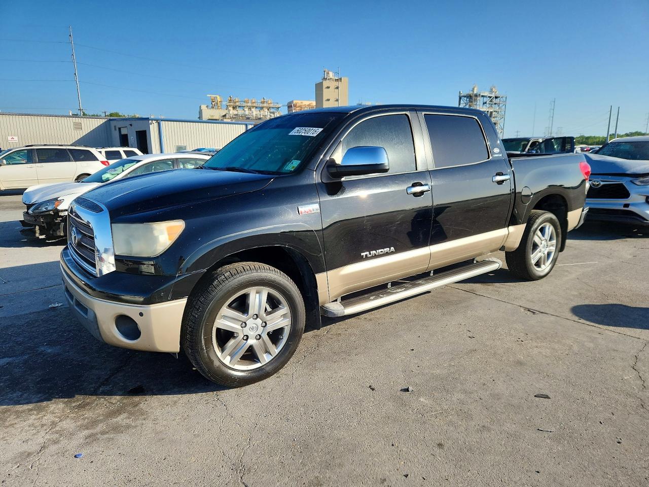 Salvage Toyota Tundra Image