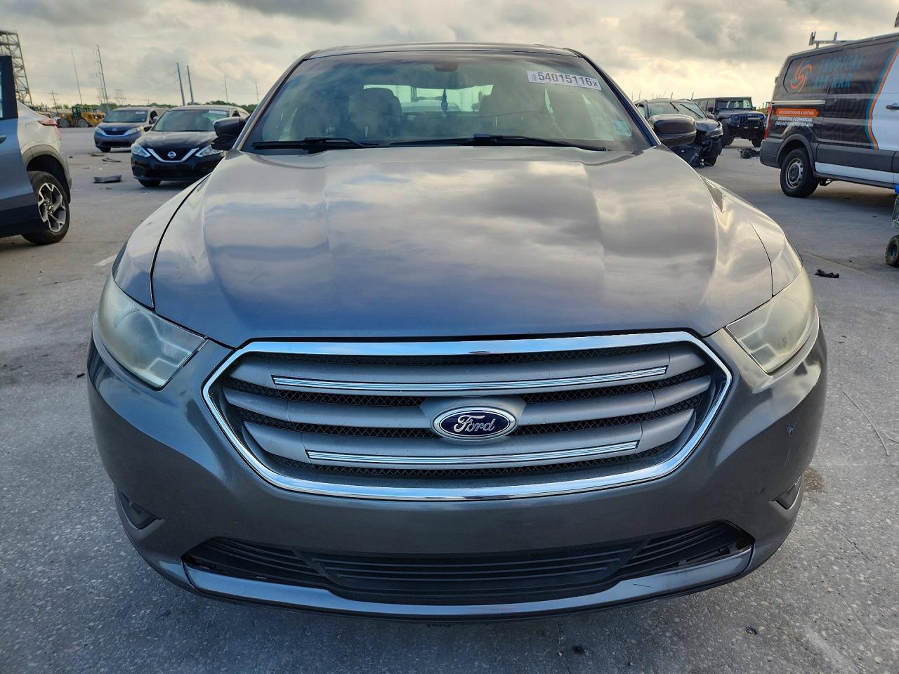 Ford Taurus Sel