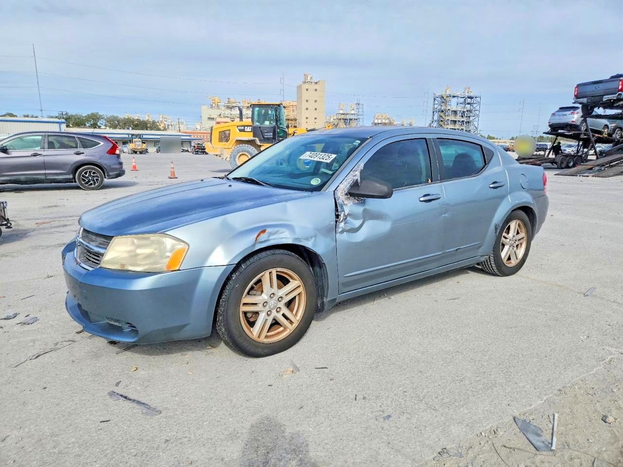 Salvage Dodge Avenger Image