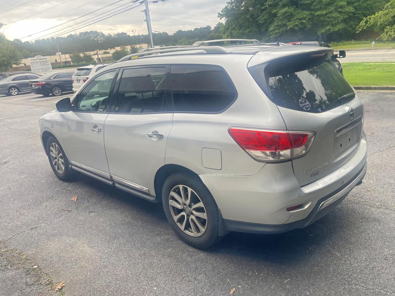 Nissan Pathfinder Sl