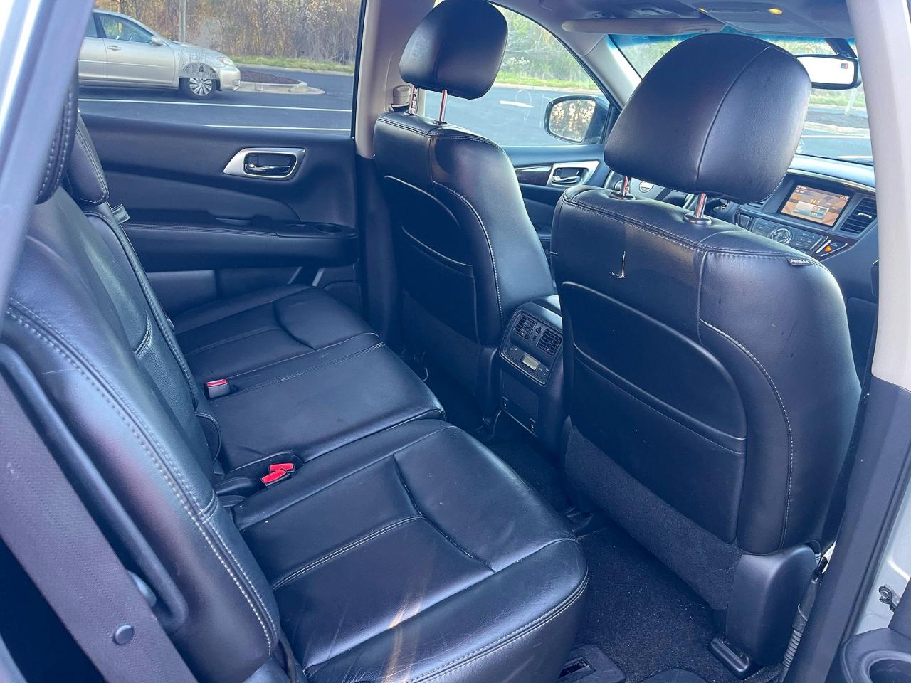 Nissan Pathfinder Sl