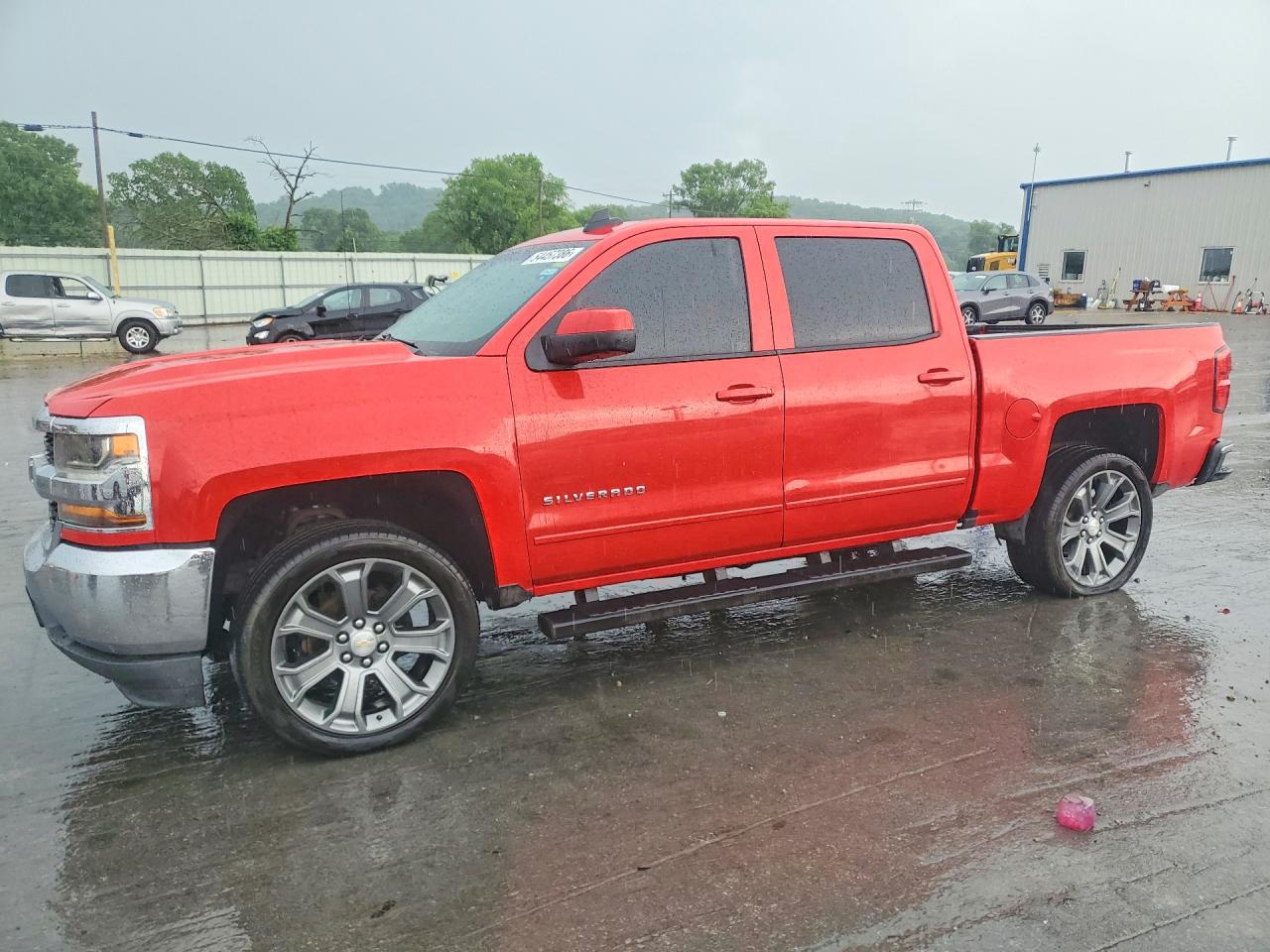 Salvage Chevrolet Silverado Image