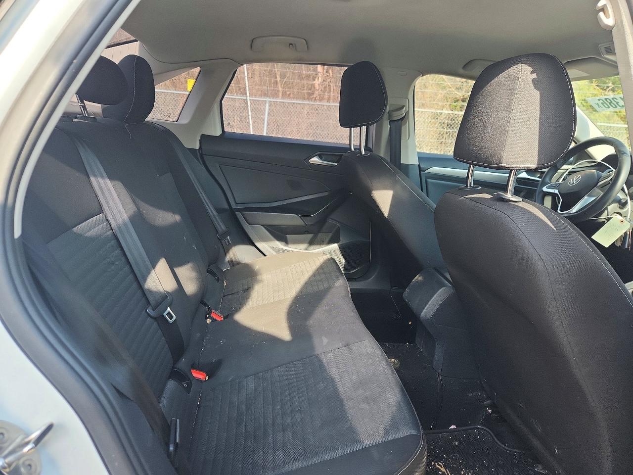 Volkswagen Jetta S