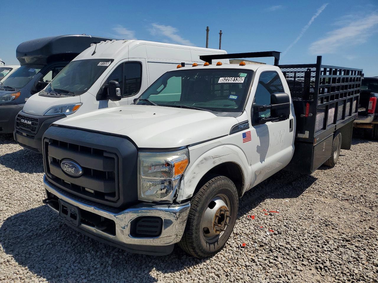 Salvage Ford F-350 Image