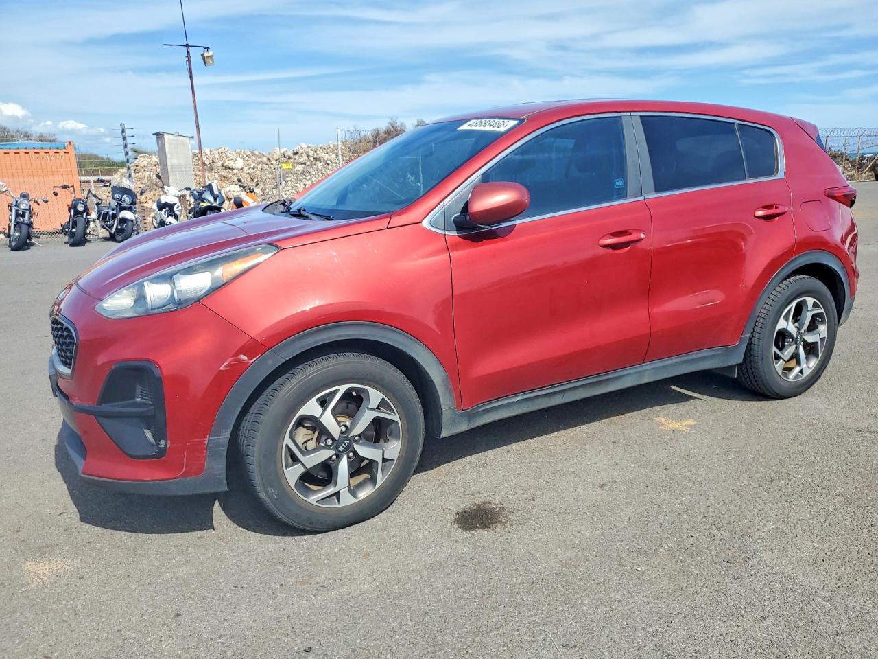 Salvage Kia Sportage Image
