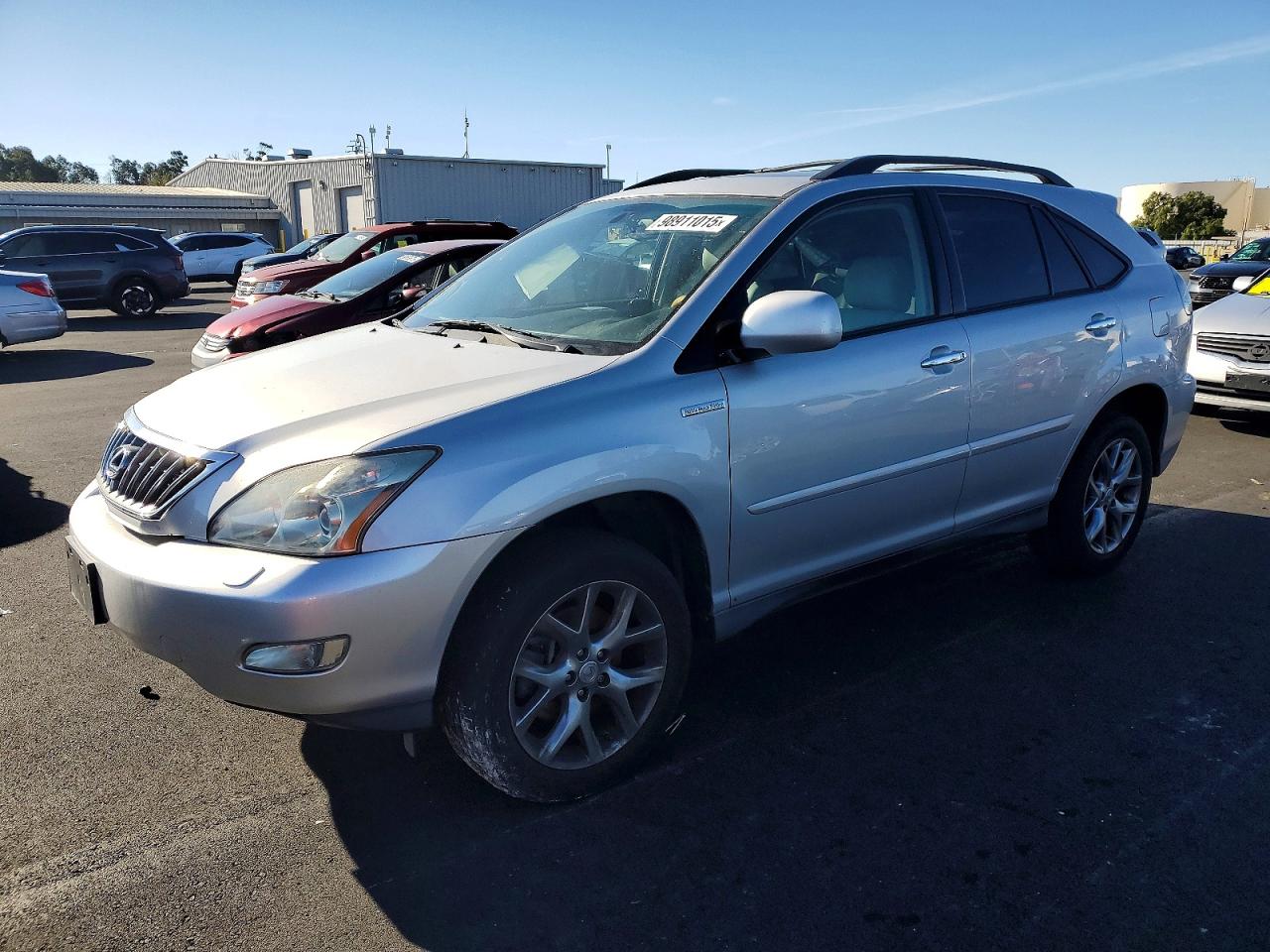 Salvage Lexus RX Image