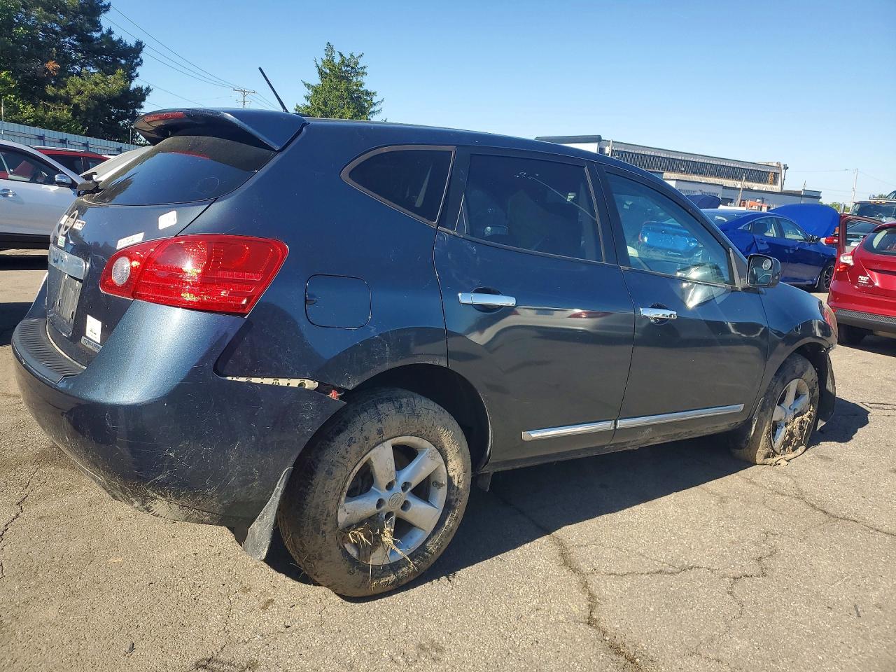 Nissan Rogue S
