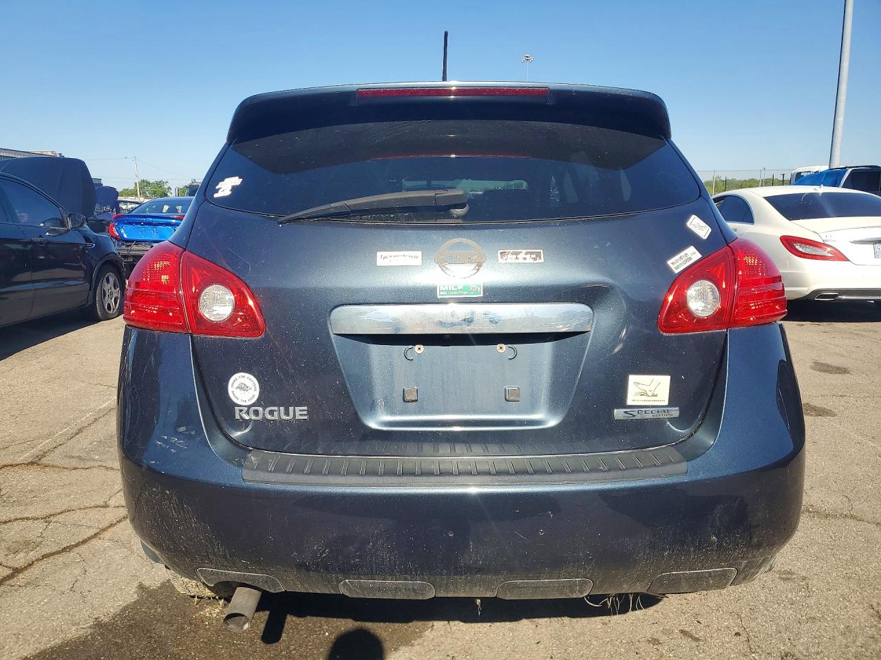 Nissan Rogue S