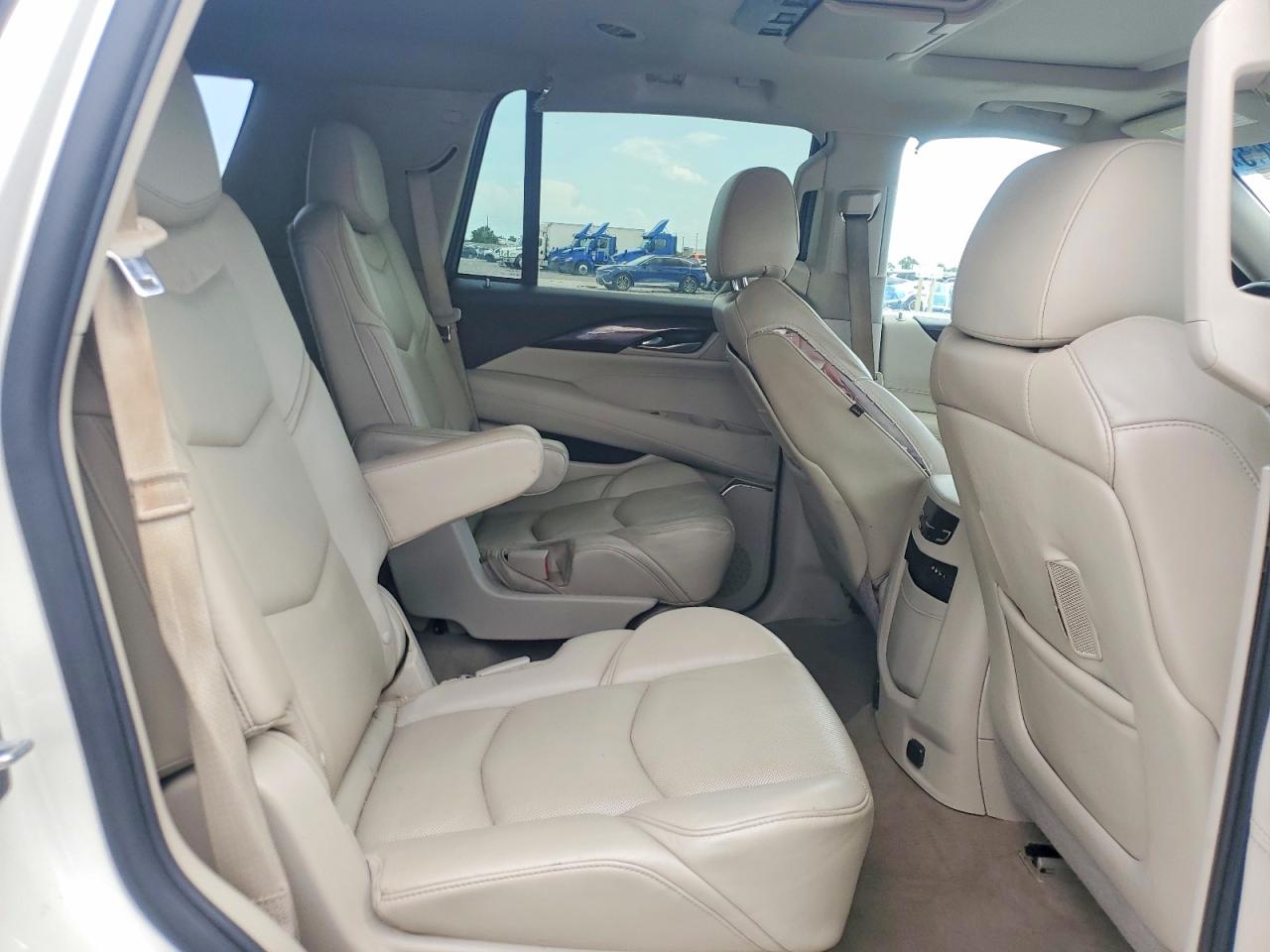 Cadillac Escalade Luxury