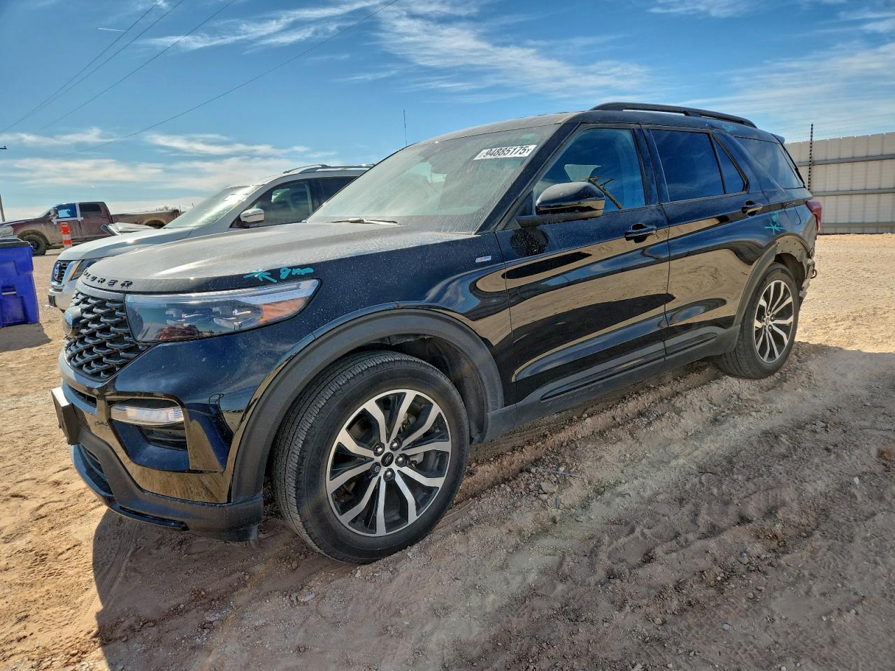 Salvage Ford Explorer Image