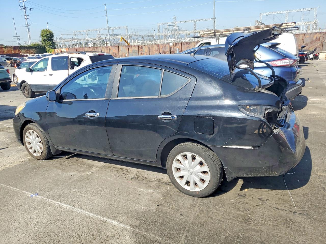 Nissan Versa 1.6 S