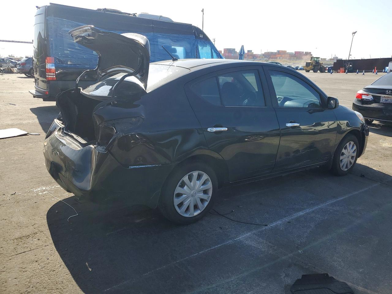 Nissan Versa 1.6 S