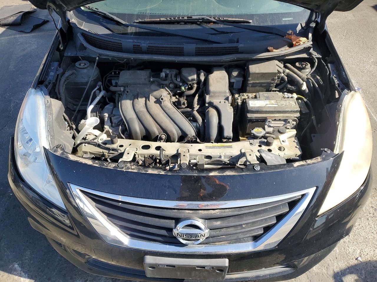 Nissan Versa 1.6 S