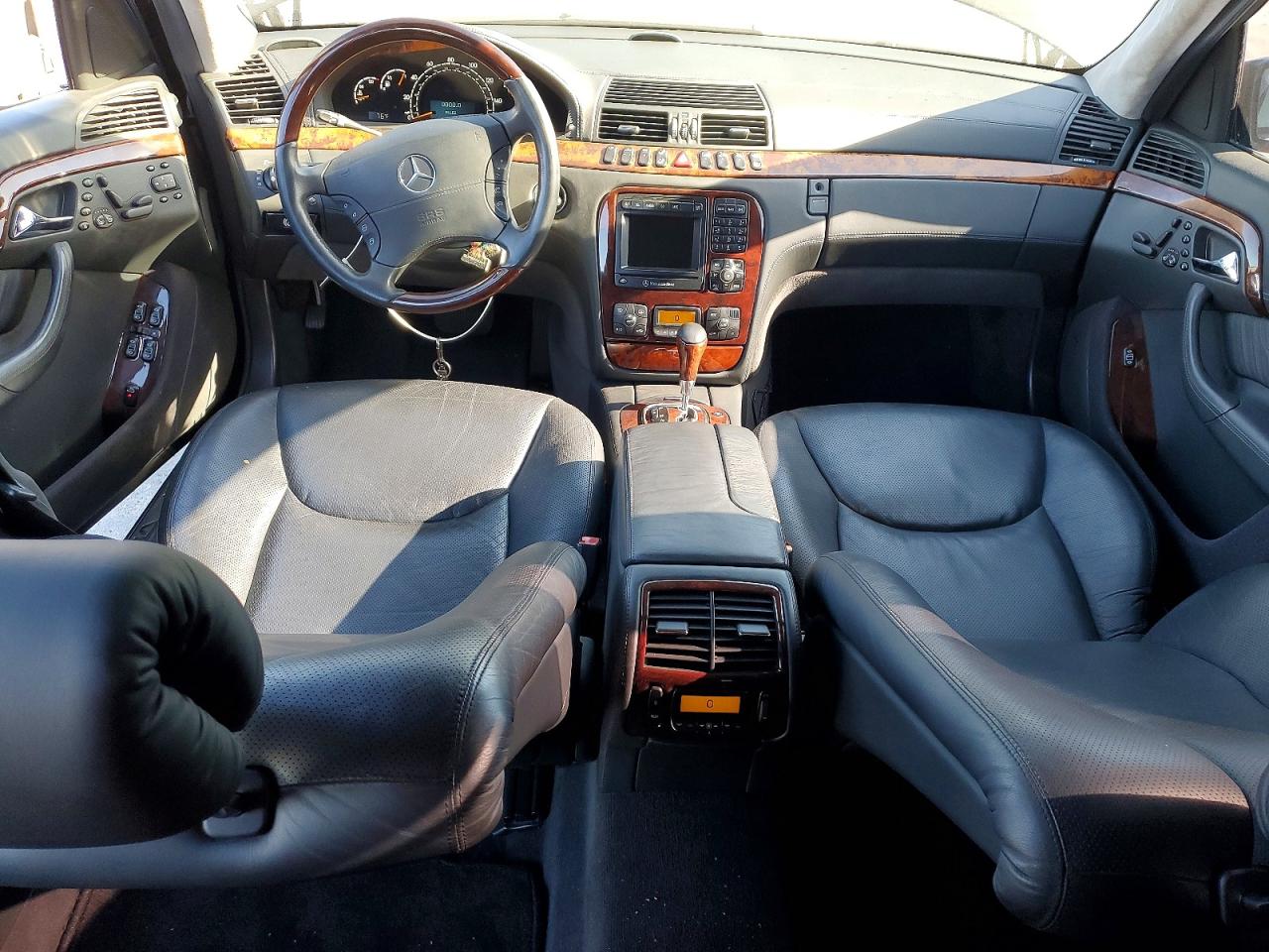Mercedes-Benz S-Class 600