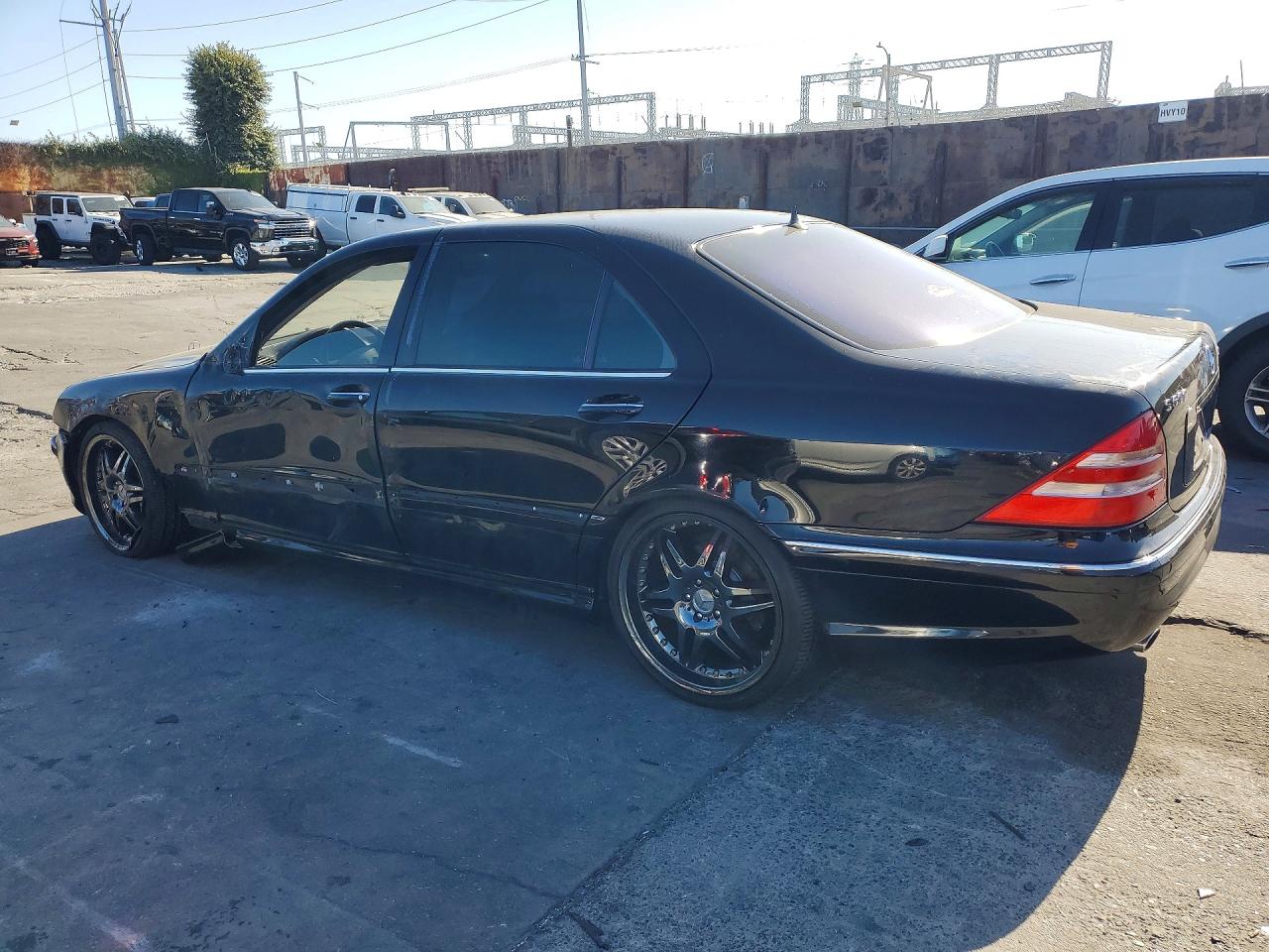 Mercedes-Benz S-Class 600