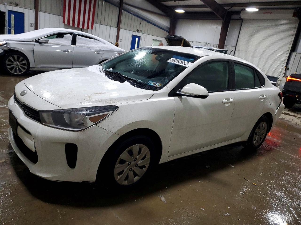 Salvage Kia Rio Image