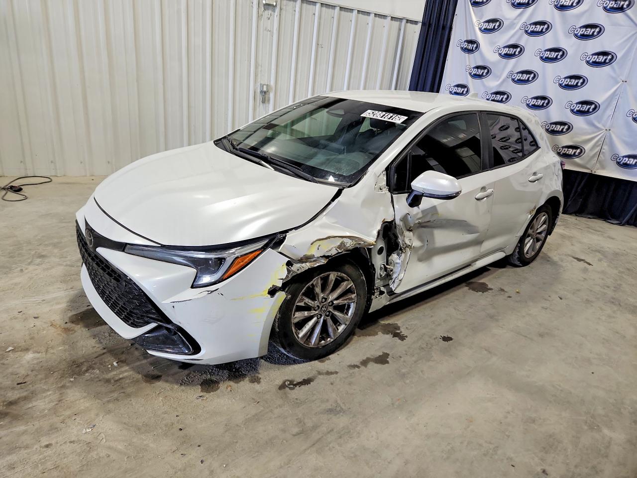 Salvage Toyota Corolla Image