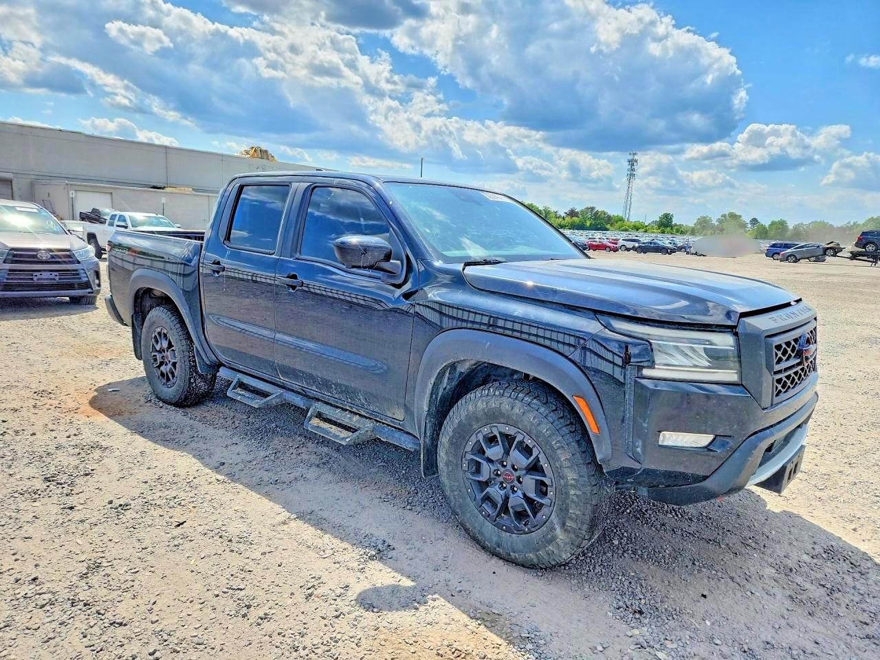 Nissan Frontier Pro-4x