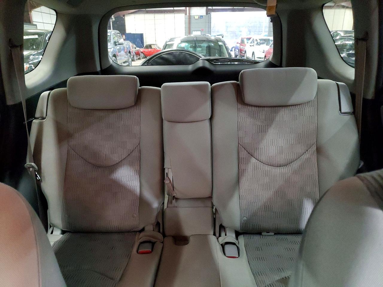 Toyota RAV4 Base