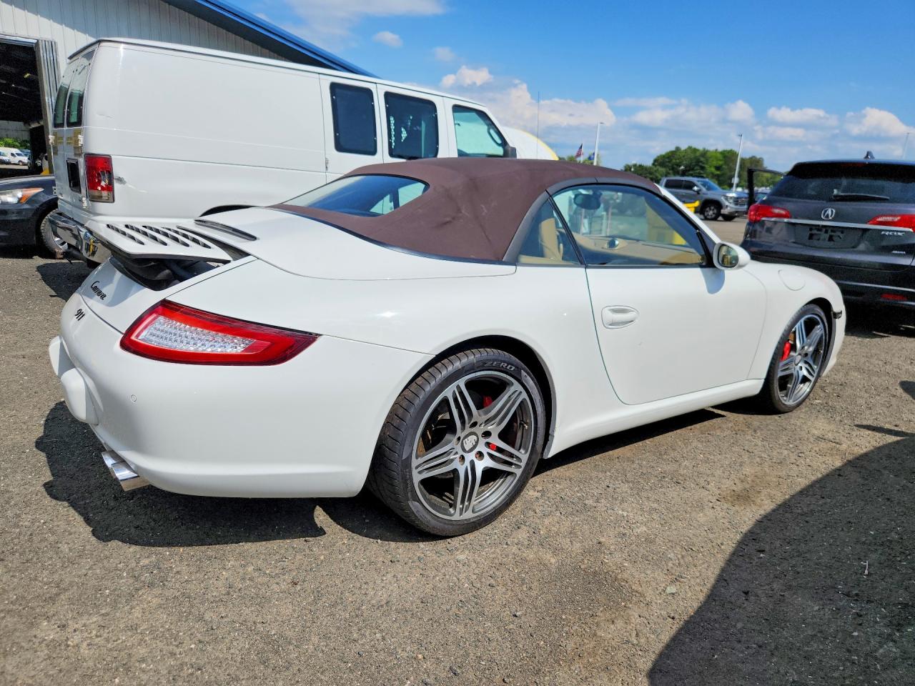 Porsche 911 Carrera Cabriolet