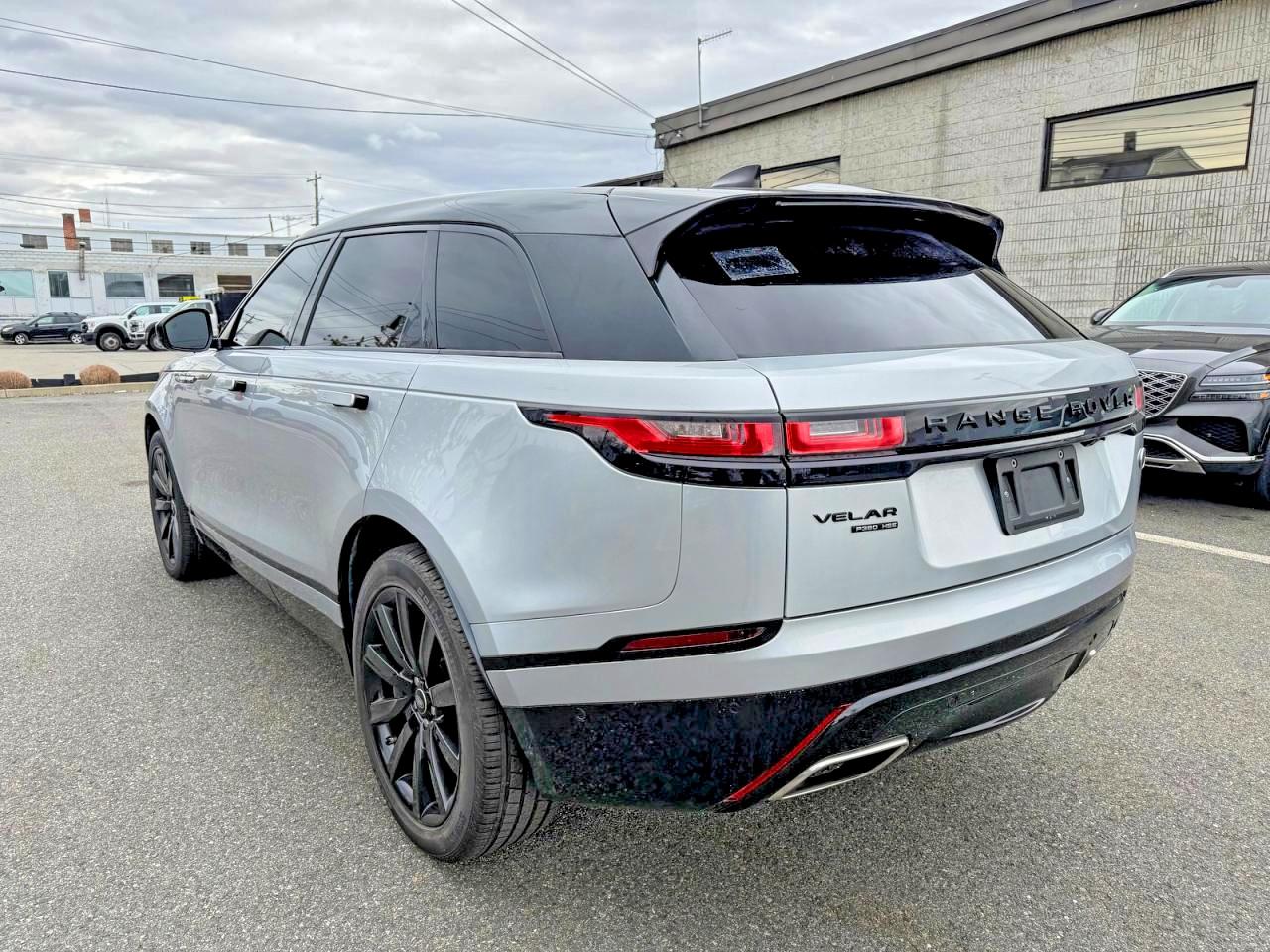Land Rover Range Rover R-dynamic Hse