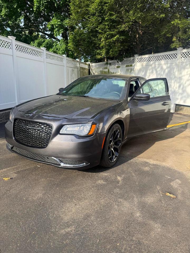 Chrysler 300 S