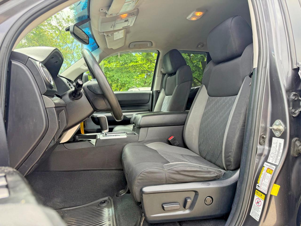 Toyota Tundra Sr5