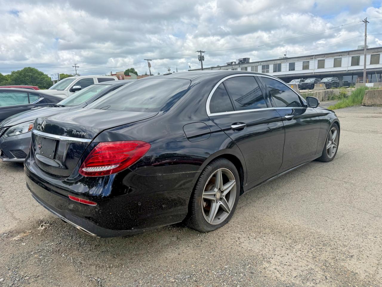 Mercedes-Benz E-Class 300 4matic