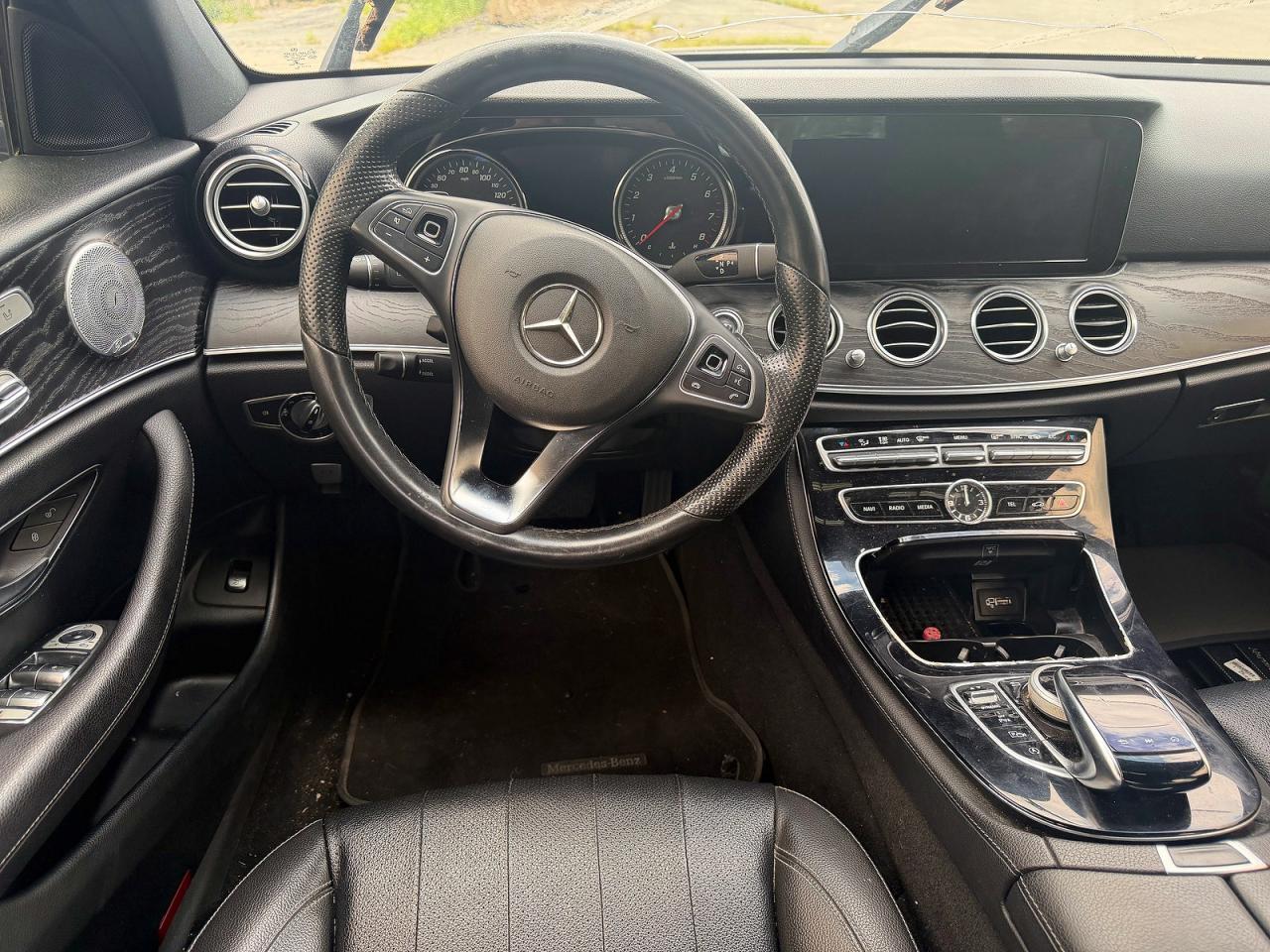 Mercedes-Benz E-Class 300 4matic