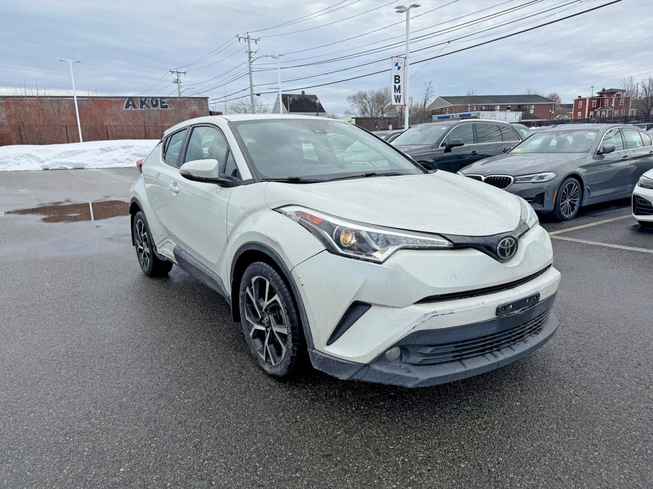 Salvage Toyota C-HR Image