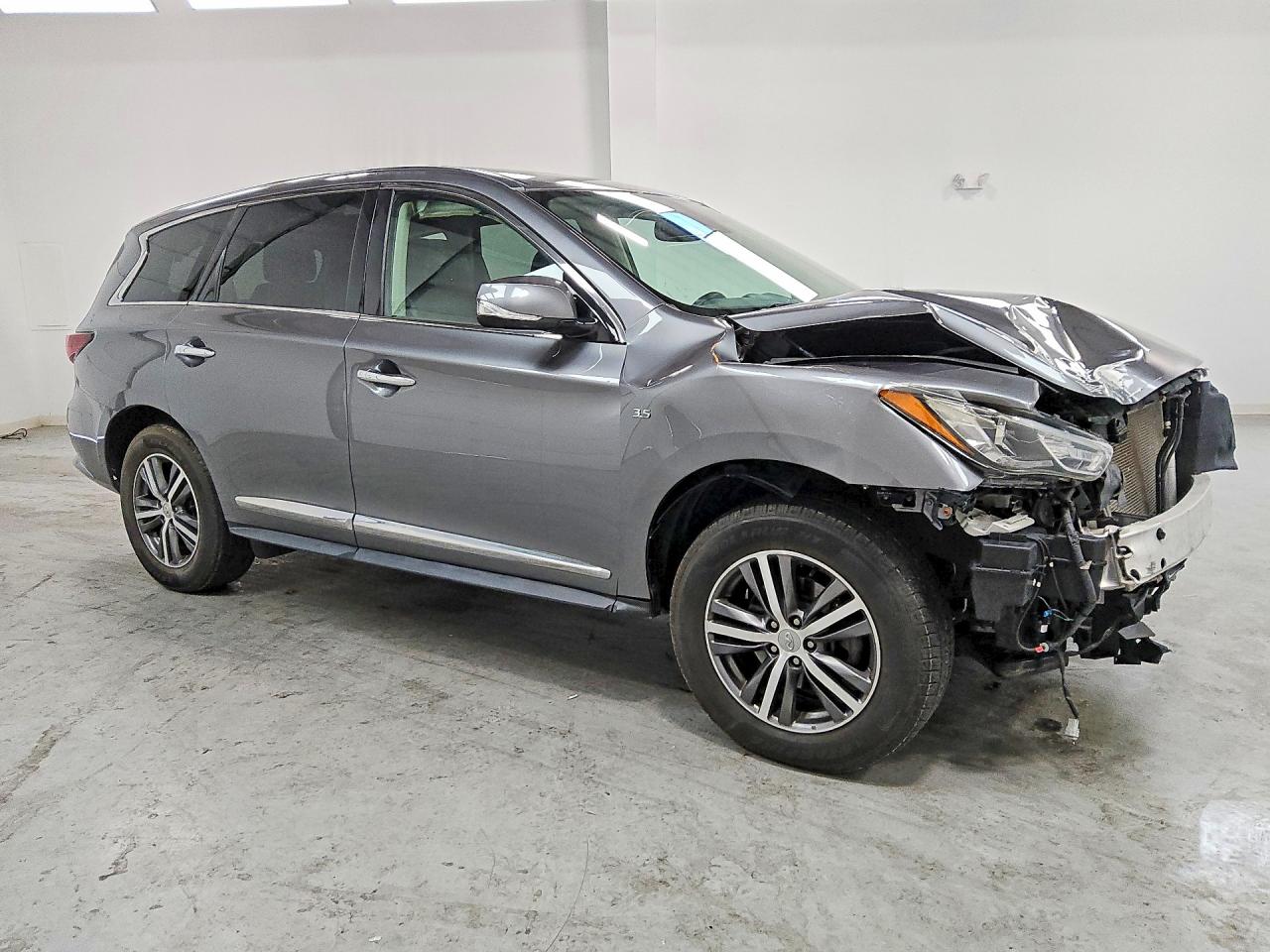 INFINITI Qx Pure
