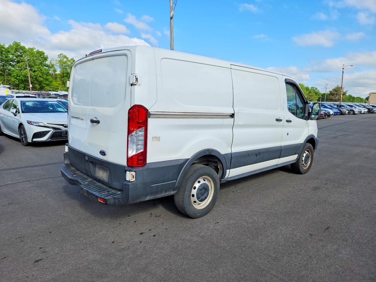 Ford Transit T-250